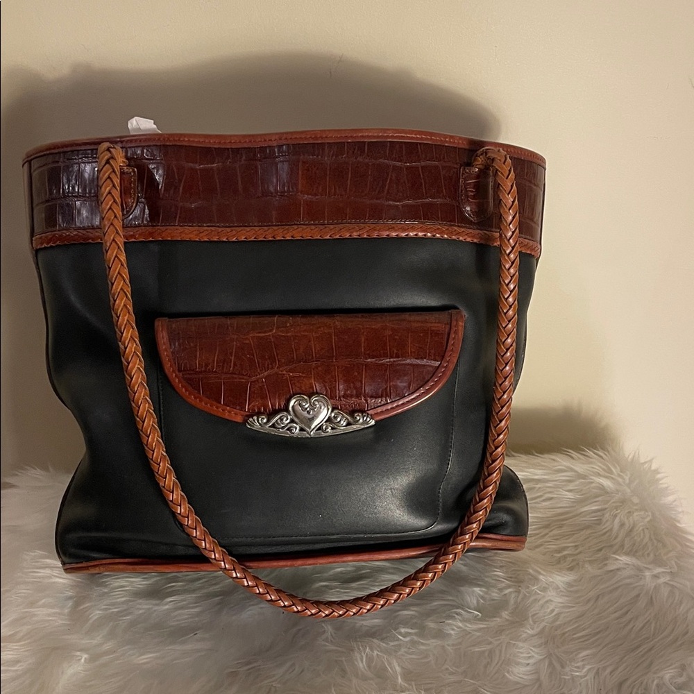 Vintage Brighton tote. Excellent condition.